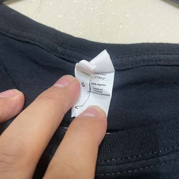 Daddy Yankee Legendaddy 2022 Tour Shirt Size Large - Picture 4 of 5